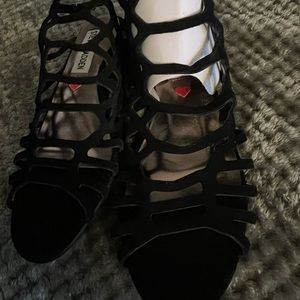 New little girl Steve Madden strappy sandals.